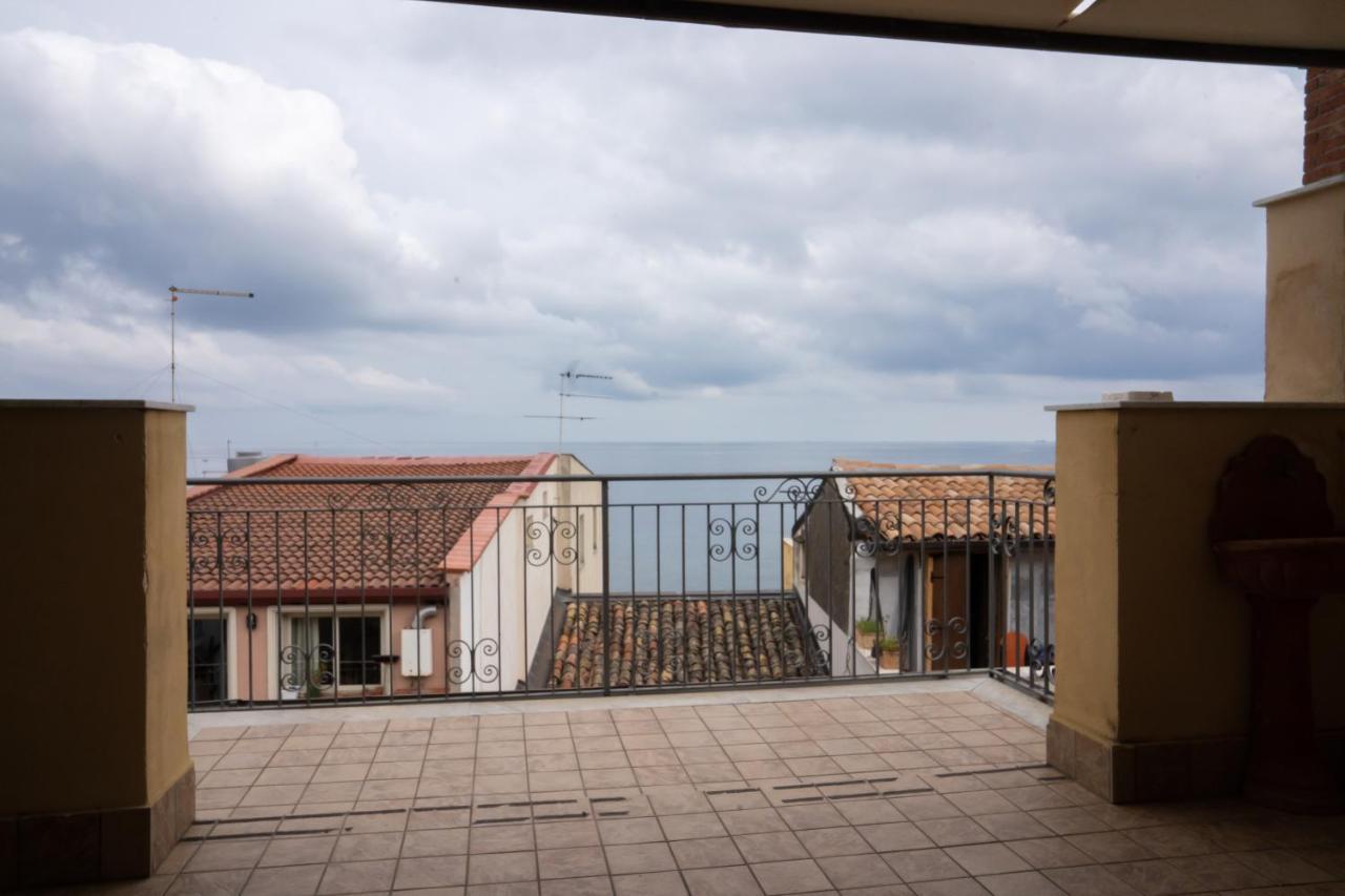 Nick & Santo'S Holiday Homes R Giardini Naxos Exterior photo